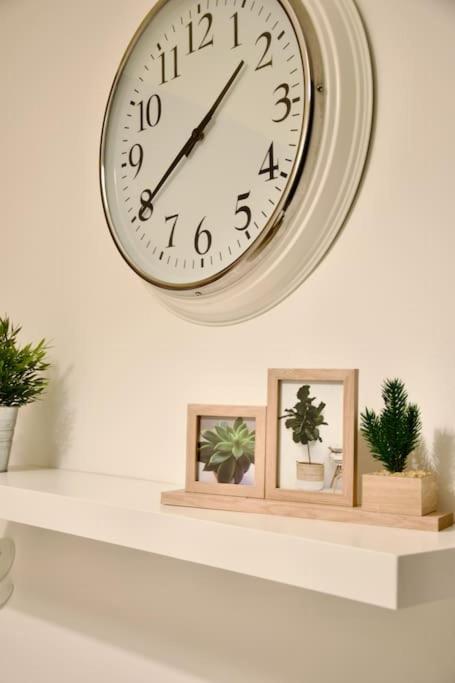 Standard Apartment By Hi5- Podmaniczky Street บูดาเปสต์ ภายนอก รูปภาพ