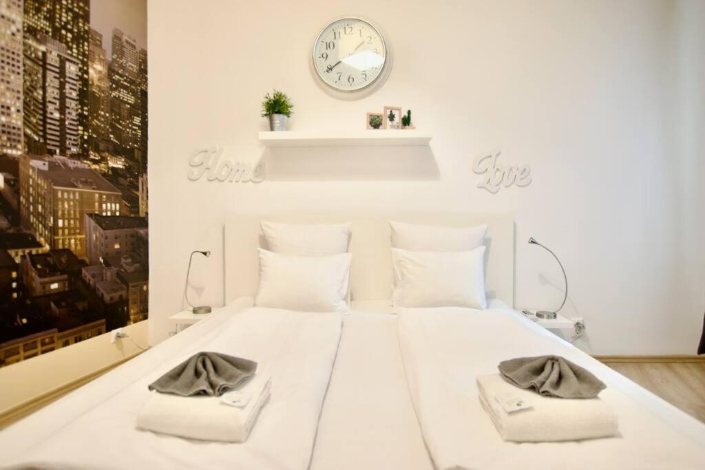 Standard Apartment By Hi5- Podmaniczky Street บูดาเปสต์ ภายนอก รูปภาพ