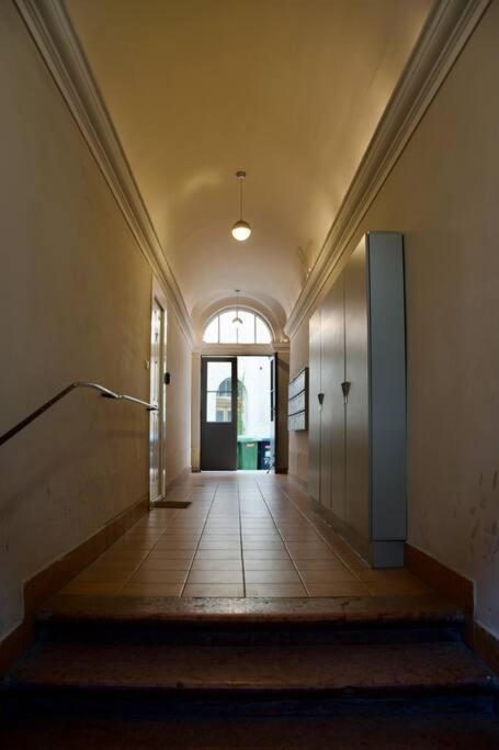 Standard Apartment By Hi5- Podmaniczky Street บูดาเปสต์ ภายนอก รูปภาพ